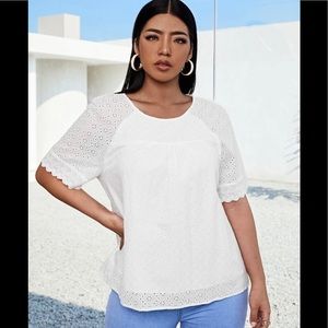 White blouse with delicate floral embroidery - 4X